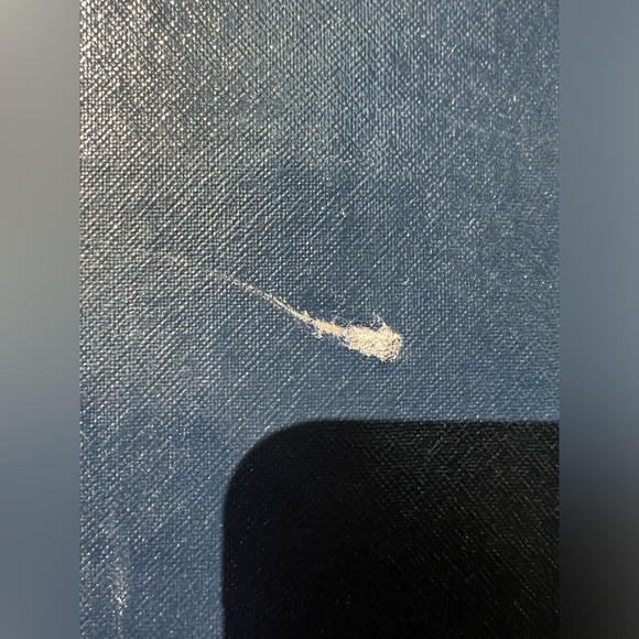 Gorgeous 💙🤎 Vintage Navy Leather Trimmed Trim Suitcase Navy Silk Lining KEY!! - Picture 8 of 15